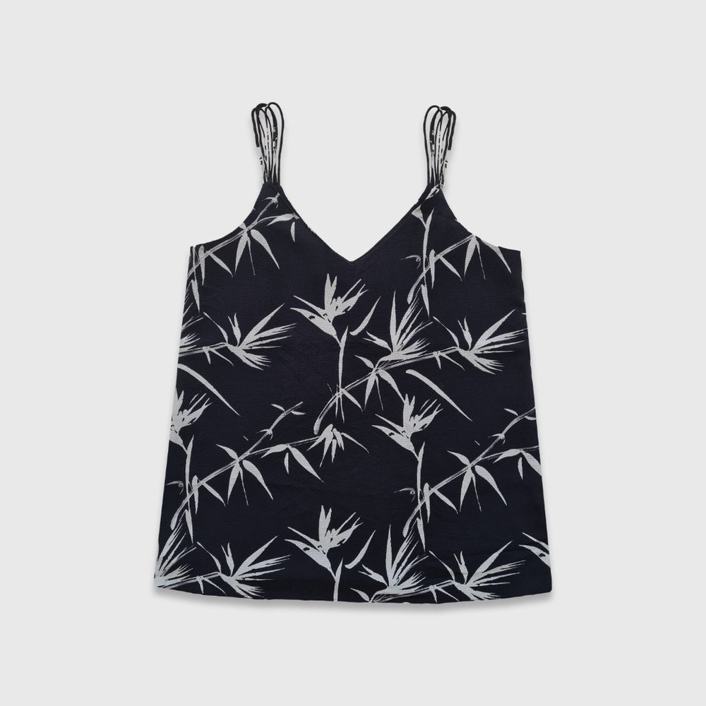 Size- S, 'now' tank top - Picture 1 of 5